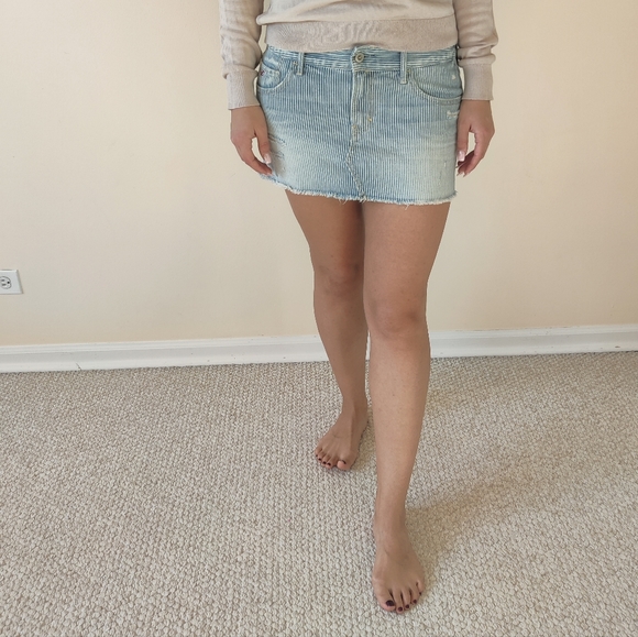 Distressed Denim Striped Mini Skirt - Picture 10 of 11